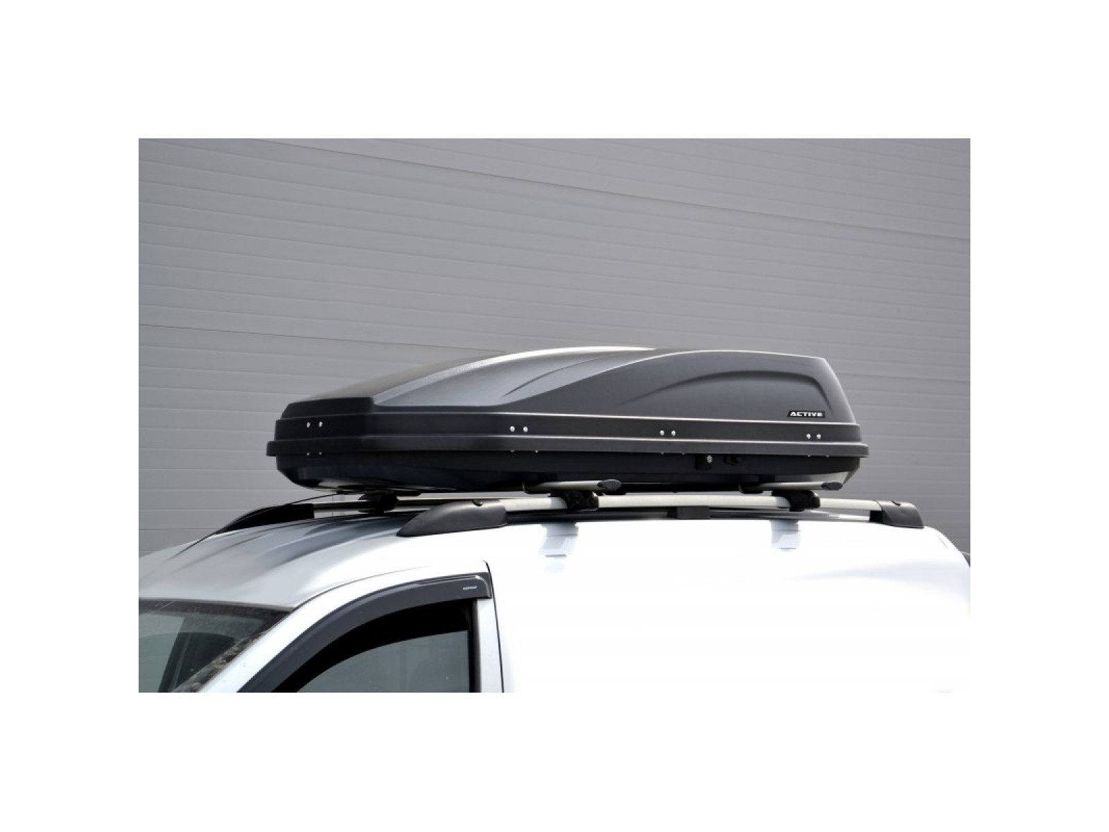 Автобокс (бокс на крышу) ACTIVE M 450 л., 1870x880x440мм., черный, матовый