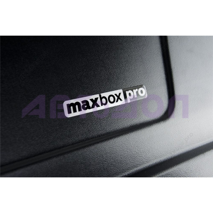 MaxBox PRO 240 (компакт) черный 135*59*37 см откидная крышка