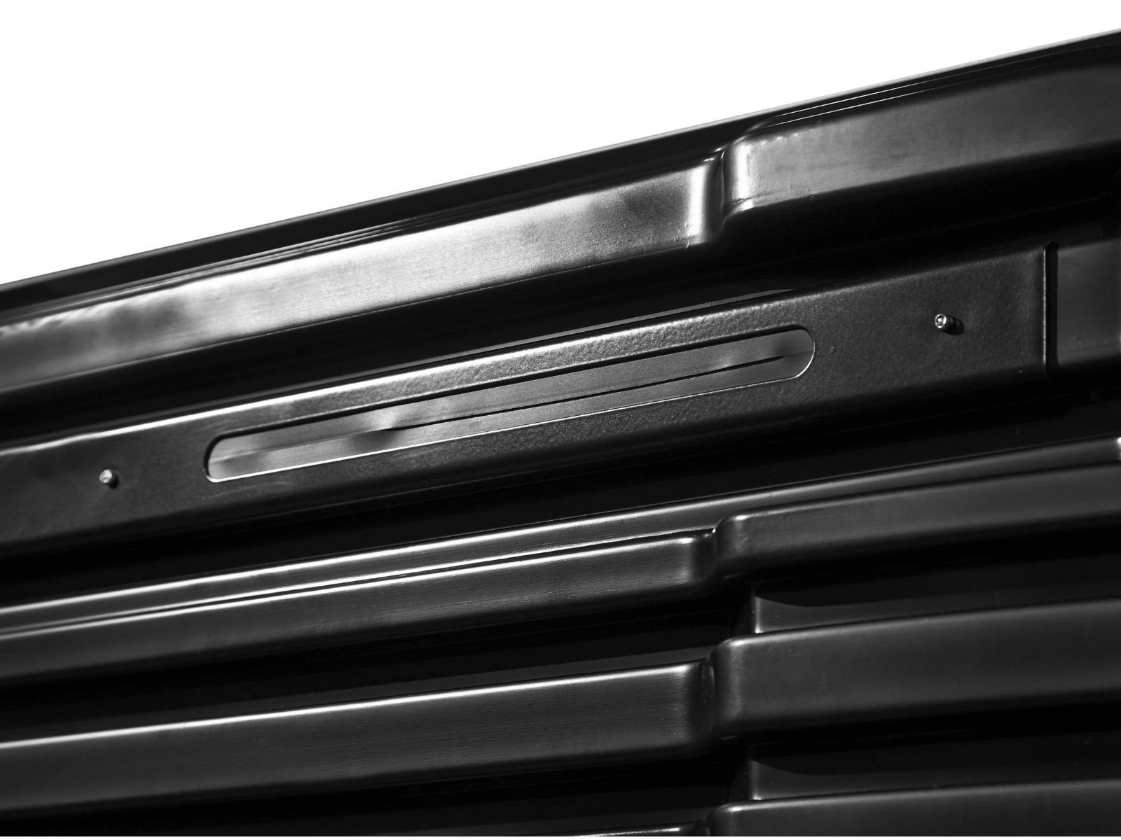 Автобокс Piligrim Магнум 580 Чёрный камуфляж с двусторонним открытием